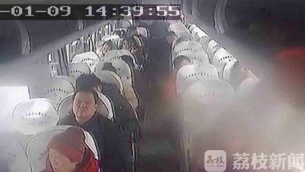 冬季駕駛大巴車需要注意哪些細(xì)節(jié)？